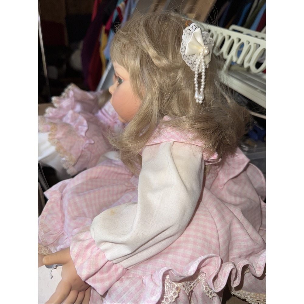 Vintage Fayzah Spanos Sitting Vinyl Doll LE #152/2yrs 28 in 1992 RARE - Picture 14 of 14